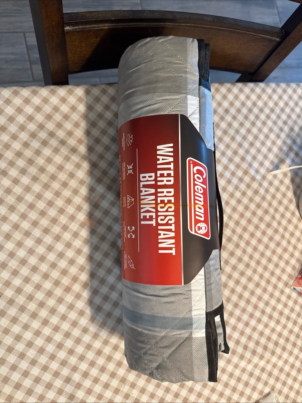 Coleman Water Resistant Blanket - Gray